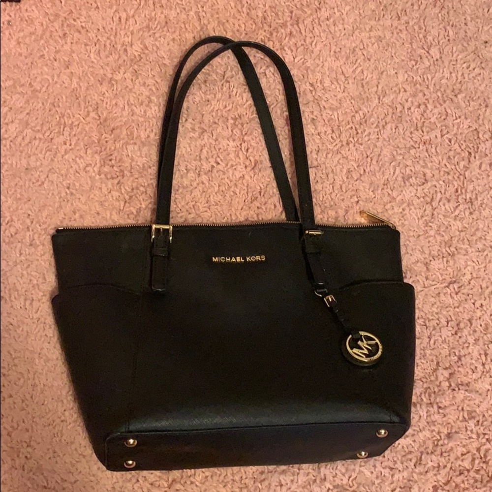 Black michael Kors purse